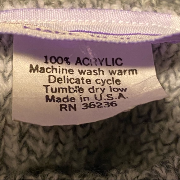 Rare Vintage Arielle Gray Kitty Cat Kawaii Fairy Crewneck Sweater Small - Picture 4 of 4